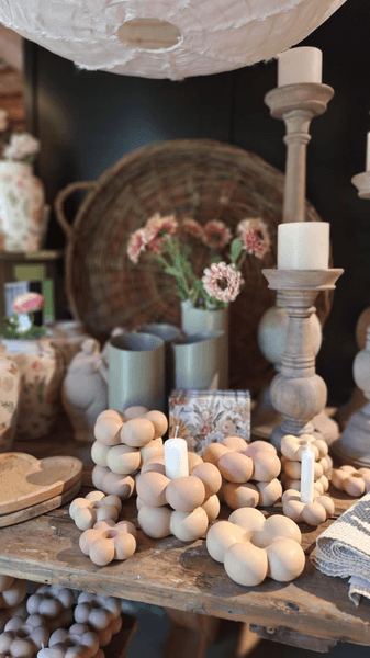 Hovedbilde FLOWER Lysestake Telys