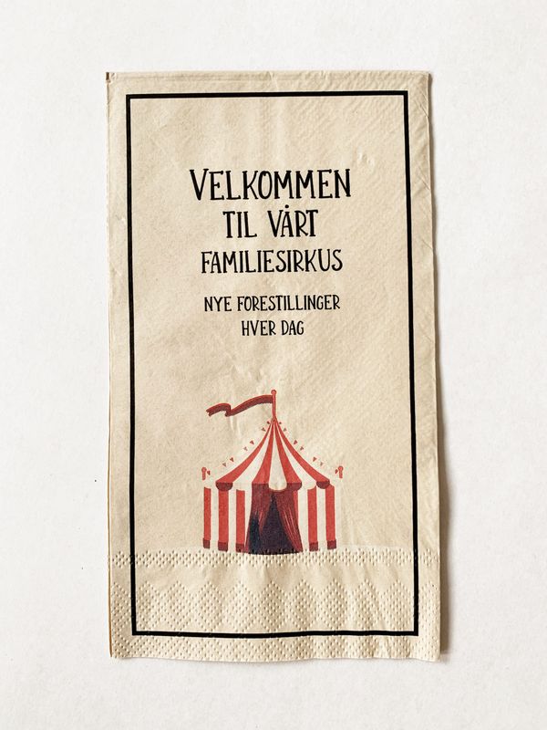 SERVIETT  Familiesirkus 