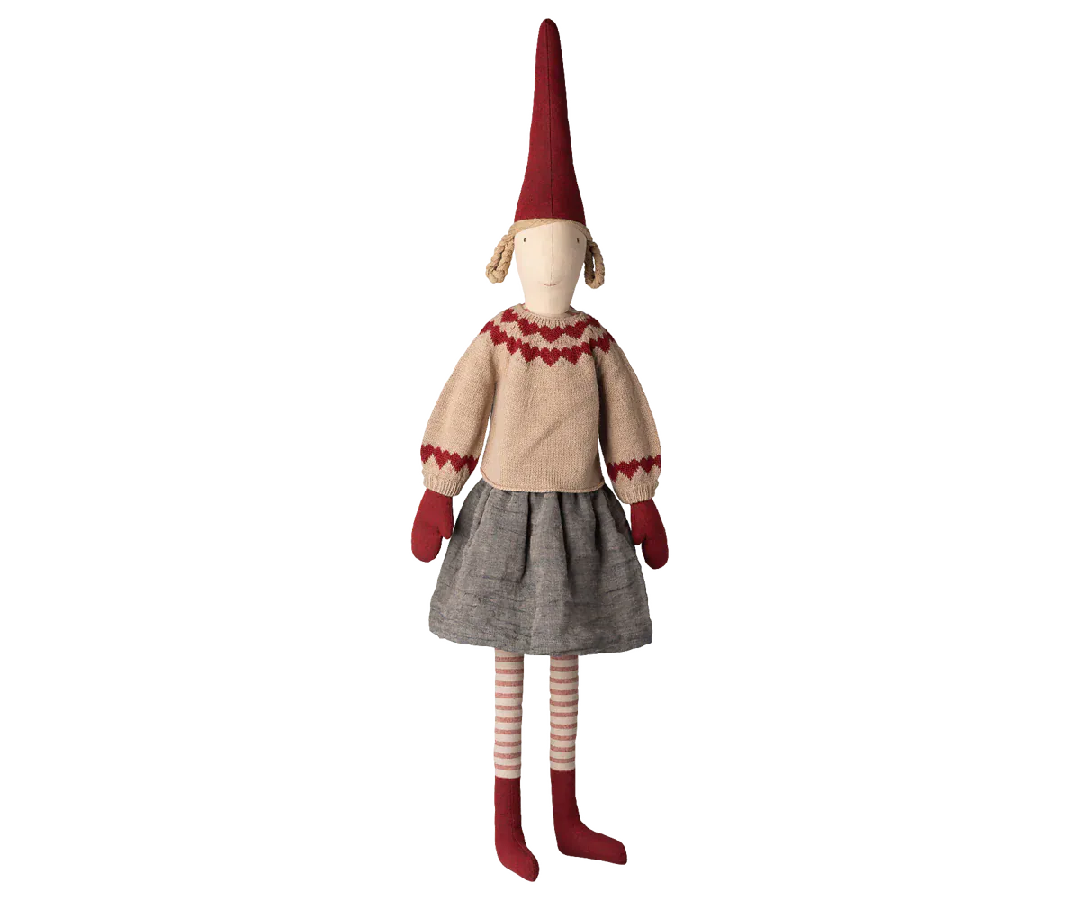 NISSEJENTE 33 Girl Skirt and Knitted Sweater