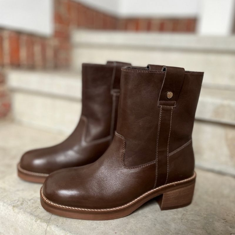 BOOTS Say More Brown/Tan