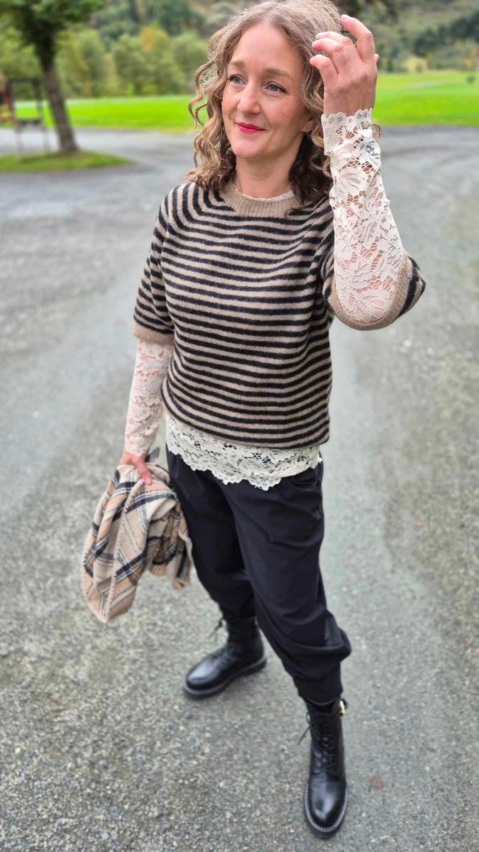 SKJERF Leoni Creme 128 