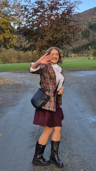 Hovedbilde ANNE MARIE Skirt Winetasting ...