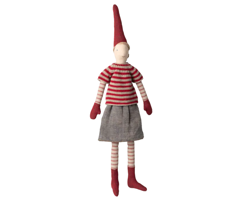 NISSEJENTE Æ Girl Skirt and Knitted Sweater