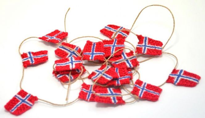 Hovedbilde NORSKE Flagg Strikkede 