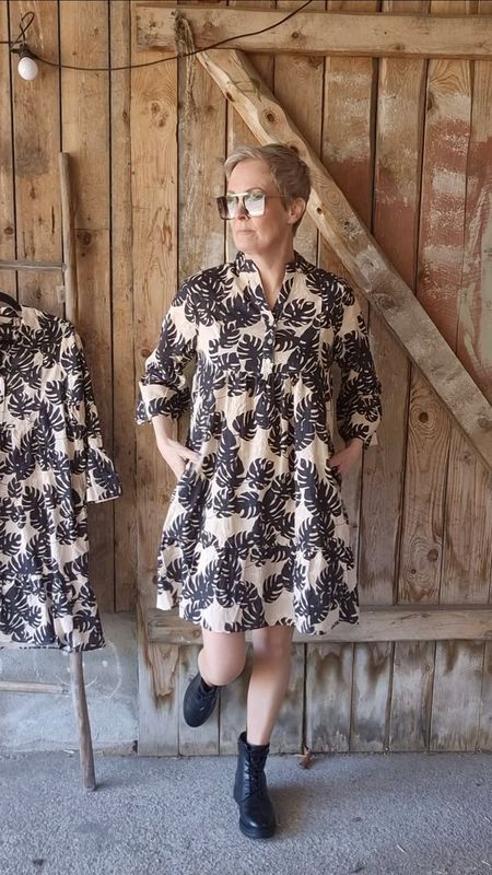 DEBORA Kjole Black Palm Leave