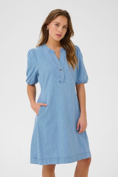 Bilde av BERTELINE Kjole Light Blue ...