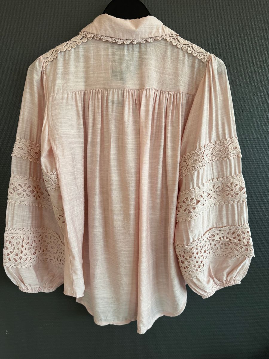 TONE Bluse Lace 